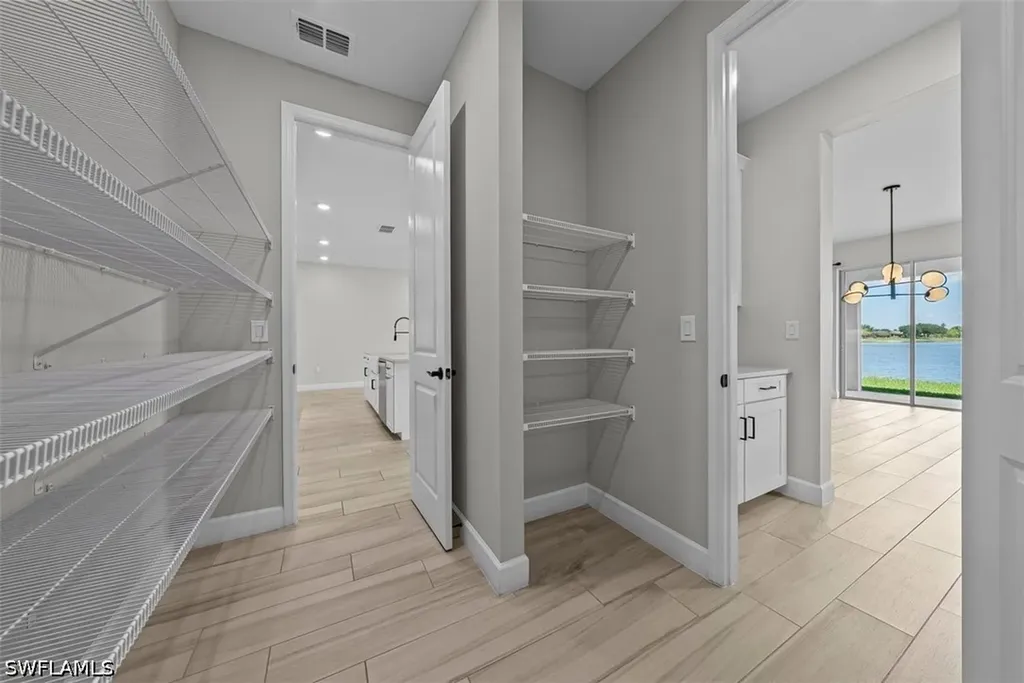 2038 Grove Drive Naples FL 34120