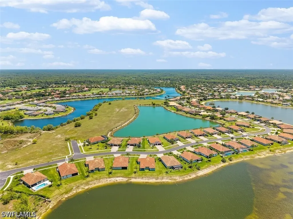 2038 Grove Drive Naples FL 34120