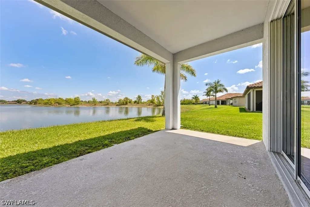 2038 Grove Drive Naples FL 34120