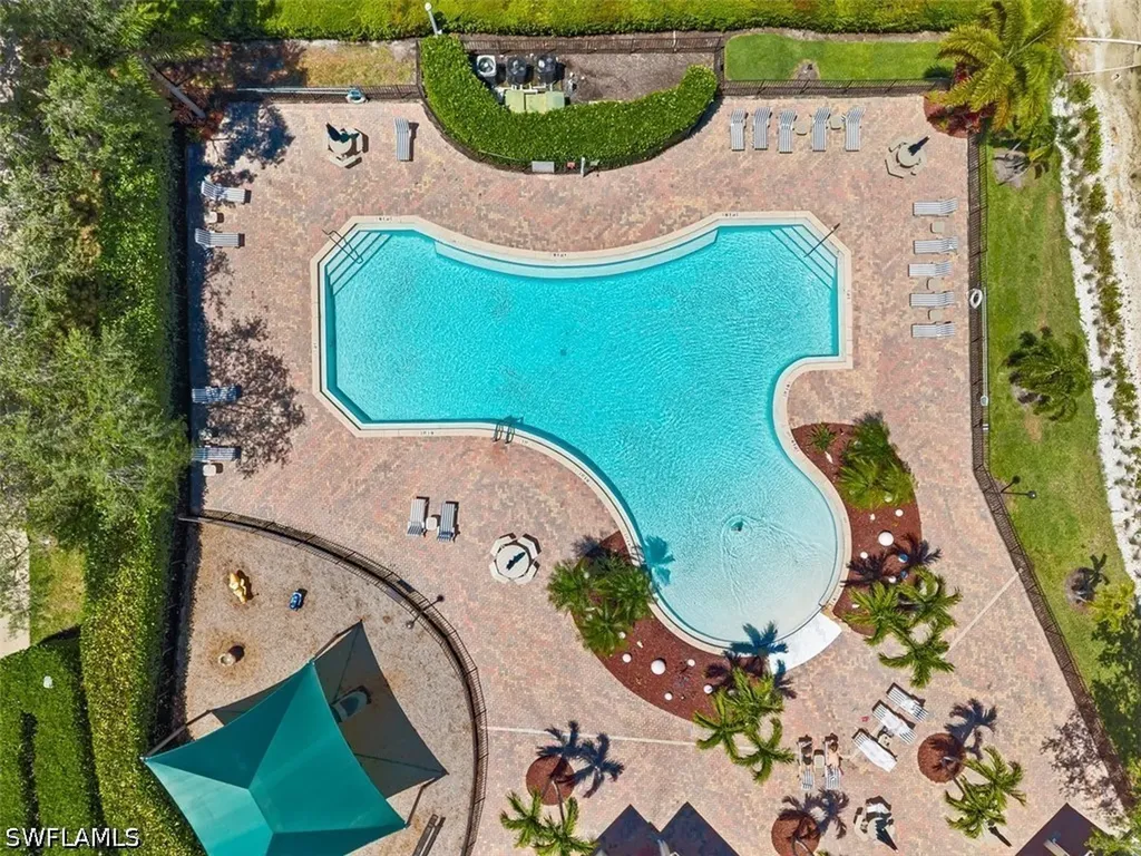 2038 Grove Drive Naples FL 34120