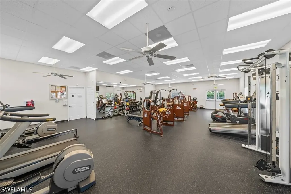 2038 Grove Drive Naples FL 34120
