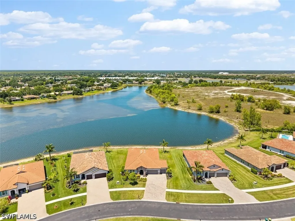 2038 Grove Drive Naples FL 34120