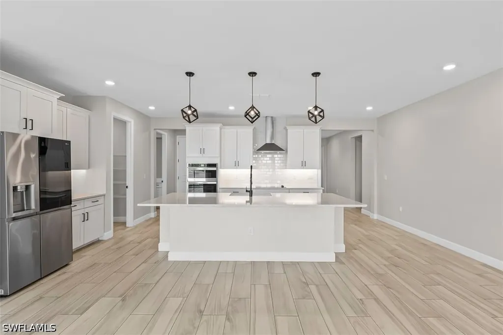 2038 Grove Drive Naples FL 34120