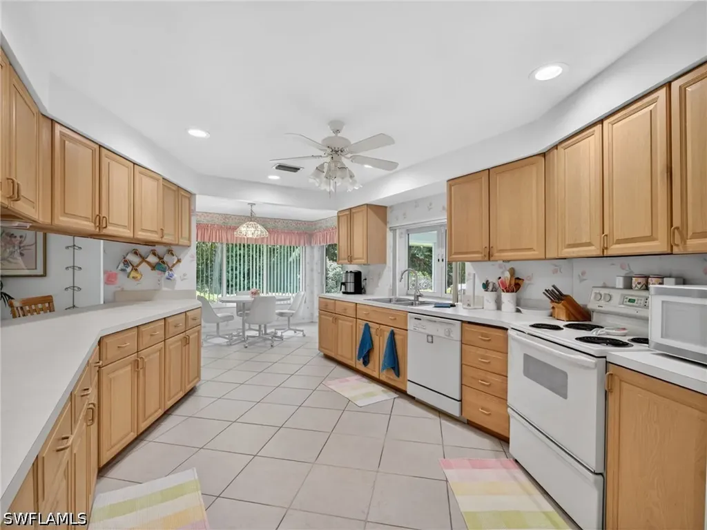 2278 Royal Lane Naples FL 34112