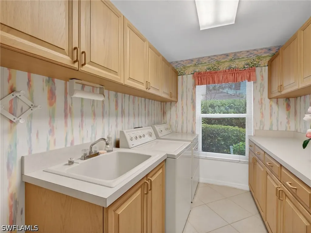 2278 Royal Lane Naples FL 34112