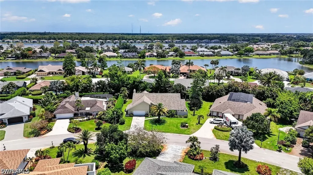2278 Royal Lane Naples FL 34112