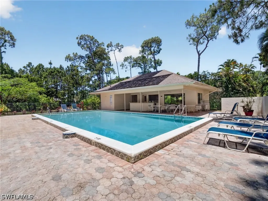 2278 Royal Lane Naples FL 34112