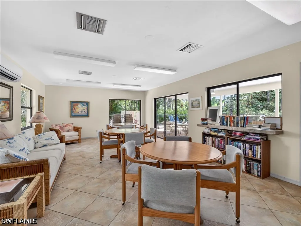 2278 Royal Lane Naples FL 34112