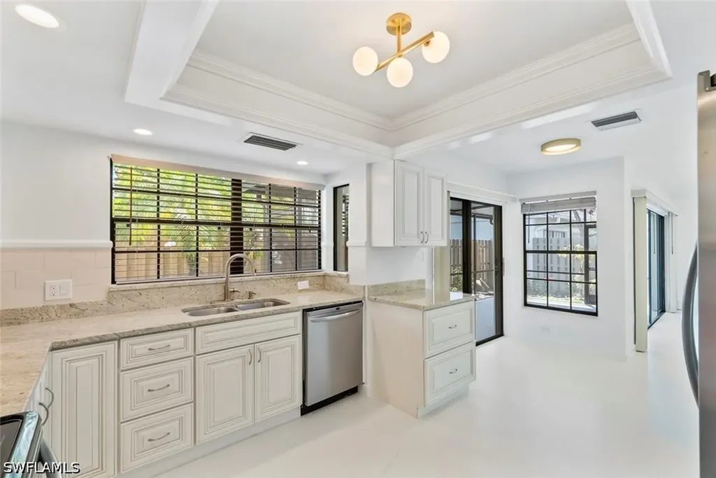 879 Meadowland Drive Naples FL 34108
