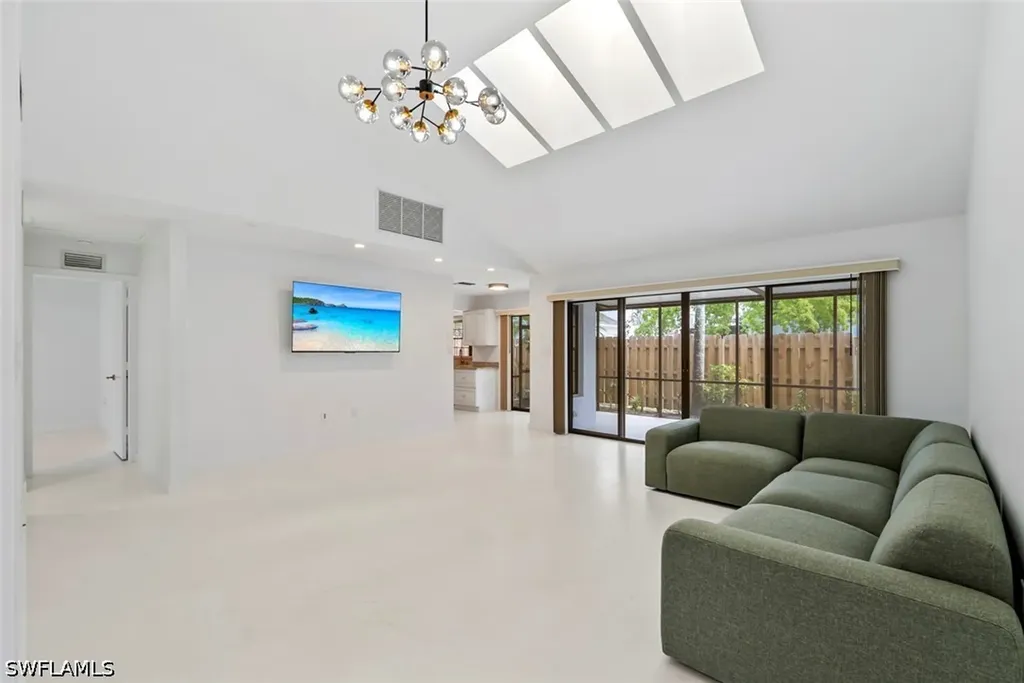 879 Meadowland Drive Naples FL 34108