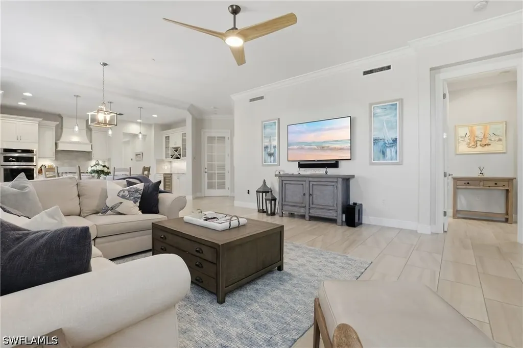 16378 Viansa Way Naples FL 34110