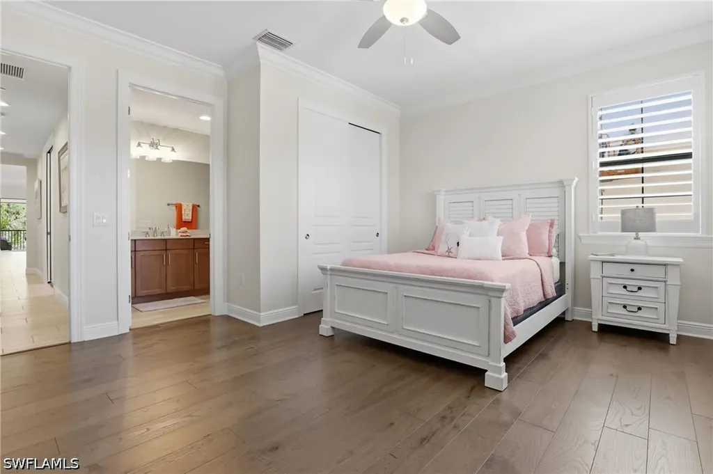 16378 Viansa Way Naples FL 34110