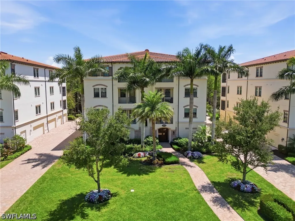 16378 Viansa Way Naples FL 34110
