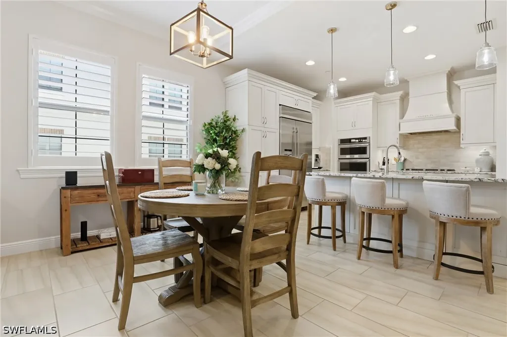 16378 Viansa Way Naples FL 34110
