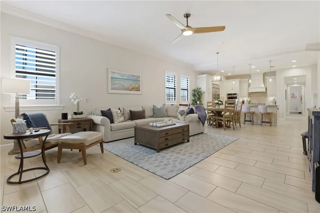 16378 Viansa Way Naples FL 34110