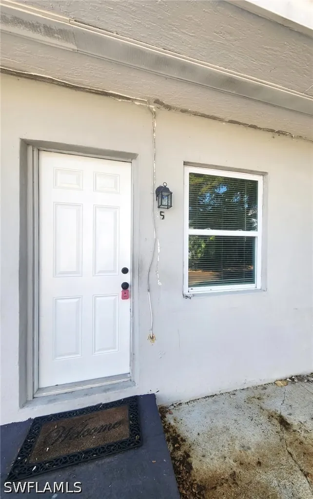 2996 Francis Avenue Naples FL 34112