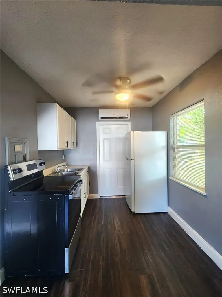 2996 Francis Avenue Naples FL 34112