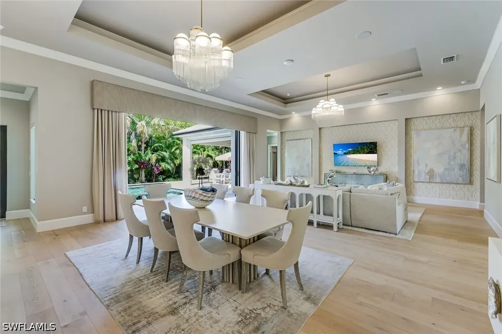 760 Park Shore Drive Naples FL 34103