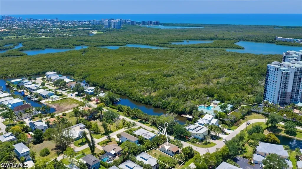 718 Pan Am Avenue Naples FL 34110