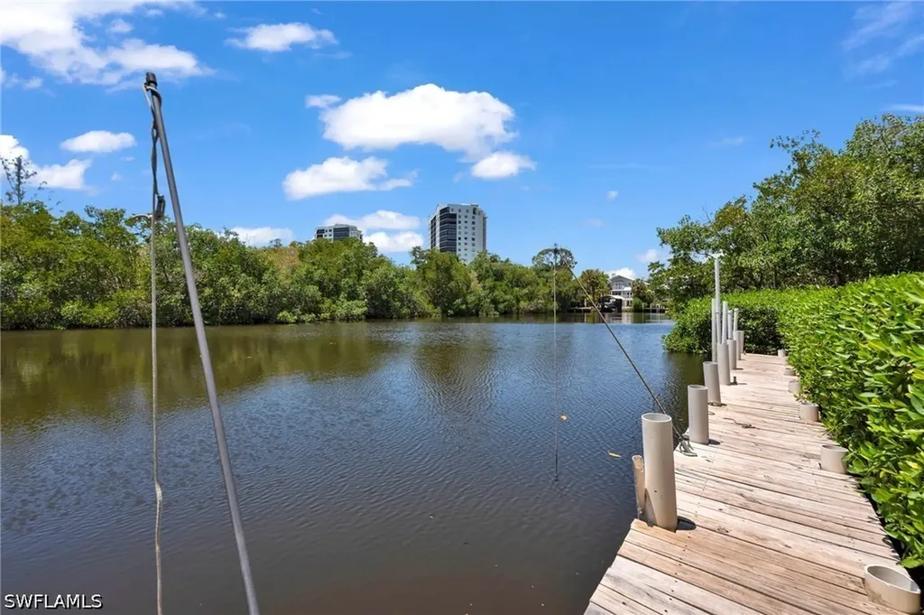 718 Pan Am Avenue Naples FL 34110