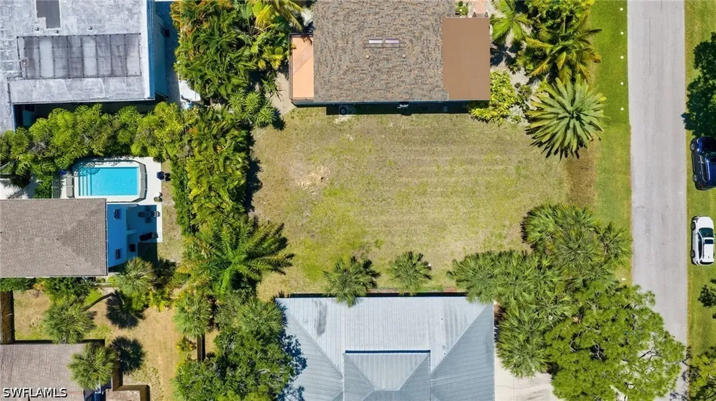 718 Pan Am Avenue Naples FL 34110