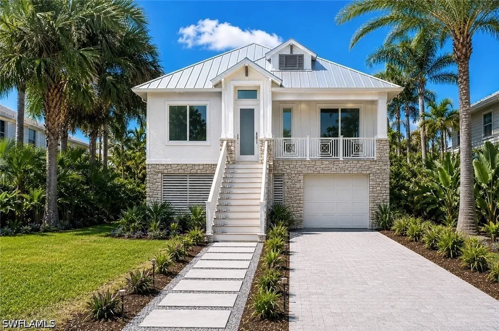 718 Pan Am Avenue Naples FL 34110