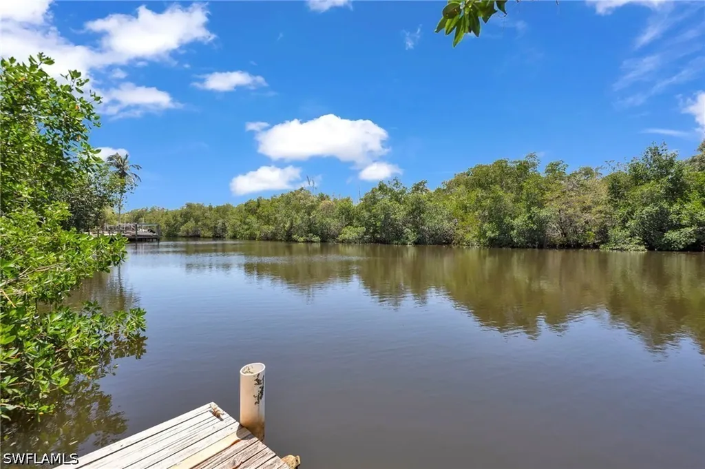 718 Pan Am Avenue Naples FL 34110