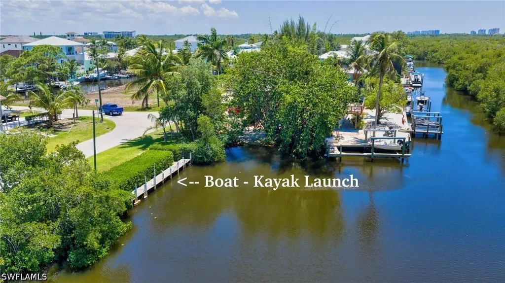 718 Pan Am Avenue Naples FL 34110