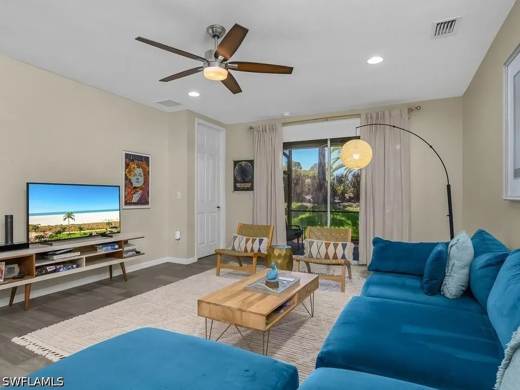14867 Edgewater Circle Naples FL 34114