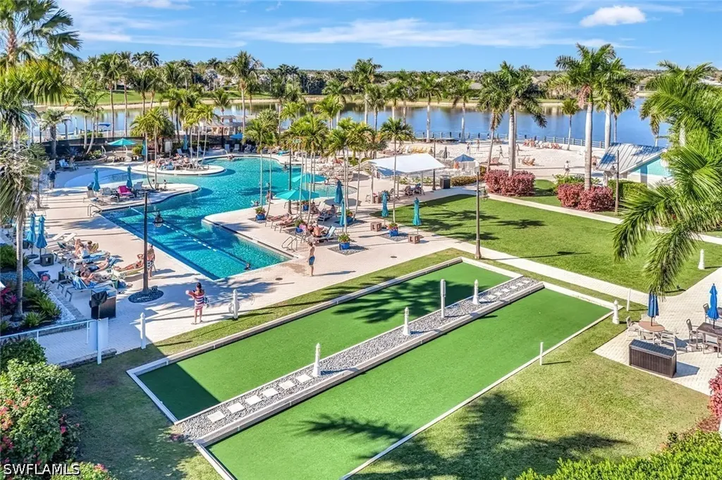 14867 Edgewater Circle Naples FL 34114