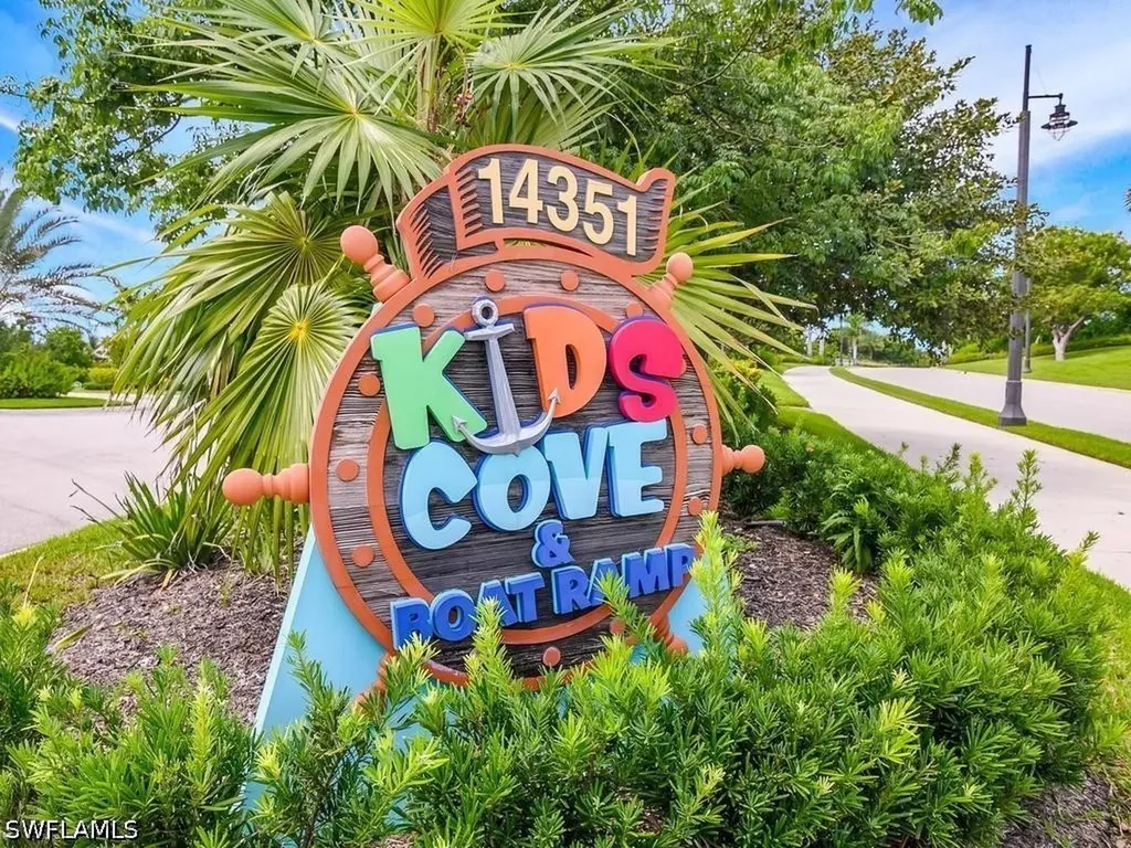14867 Edgewater Circle Naples FL 34114