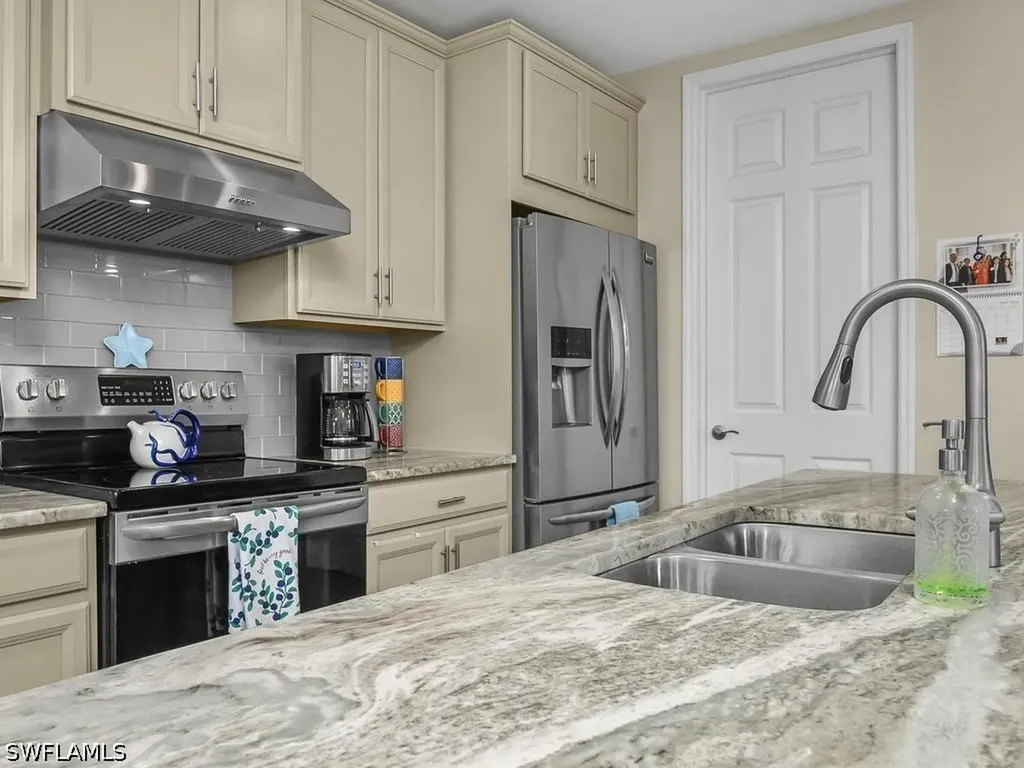 14867 Edgewater Circle Naples FL 34114