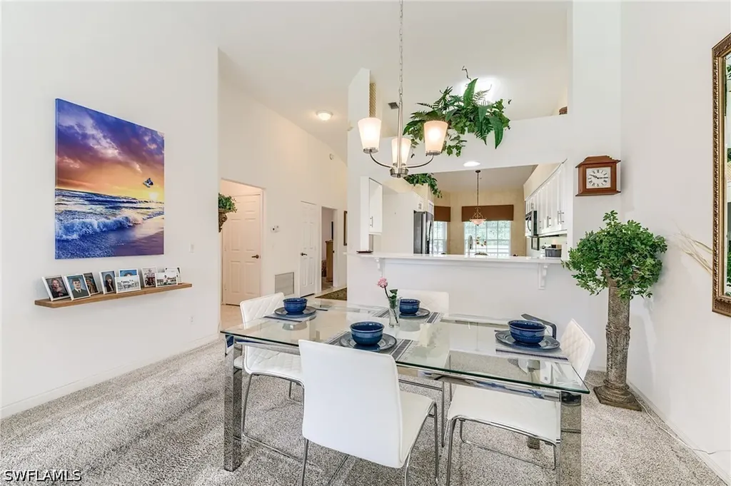 1940 Willow Bend Circle Naples FL 34109