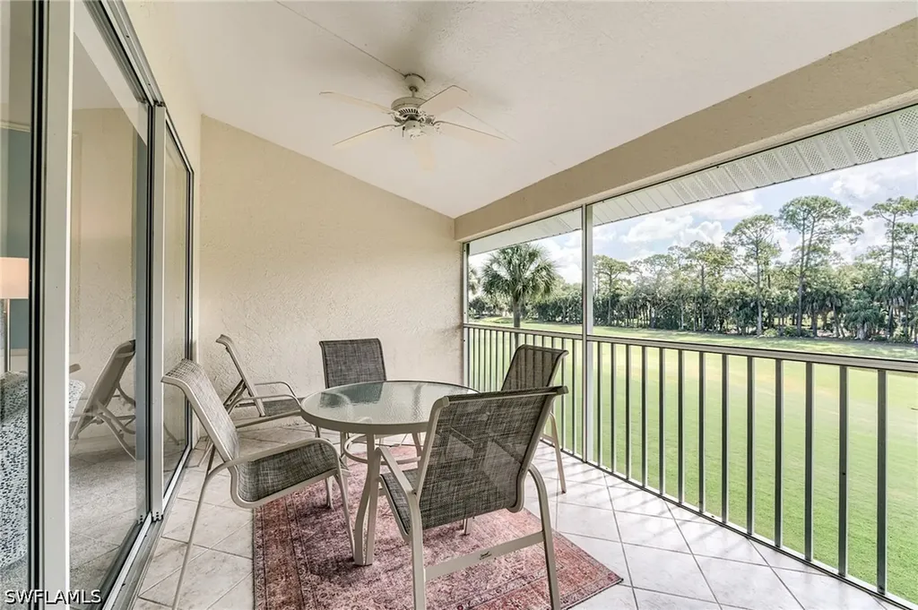 1940 Willow Bend Circle Naples FL 34109
