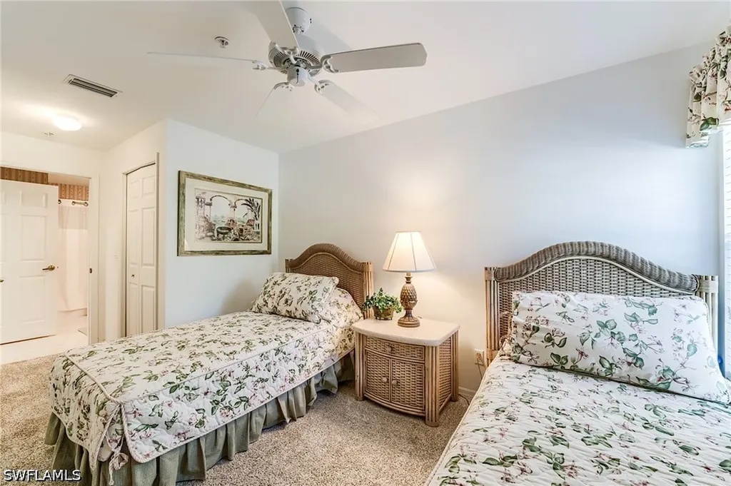 1940 Willow Bend Circle Naples FL 34109
