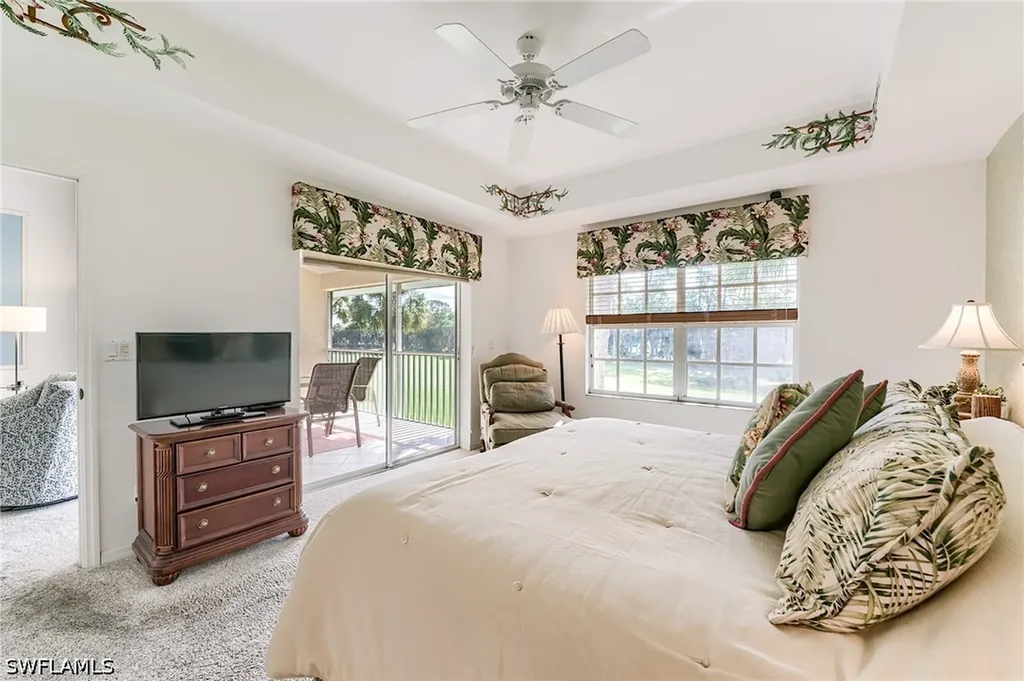 1940 Willow Bend Circle Naples FL 34109