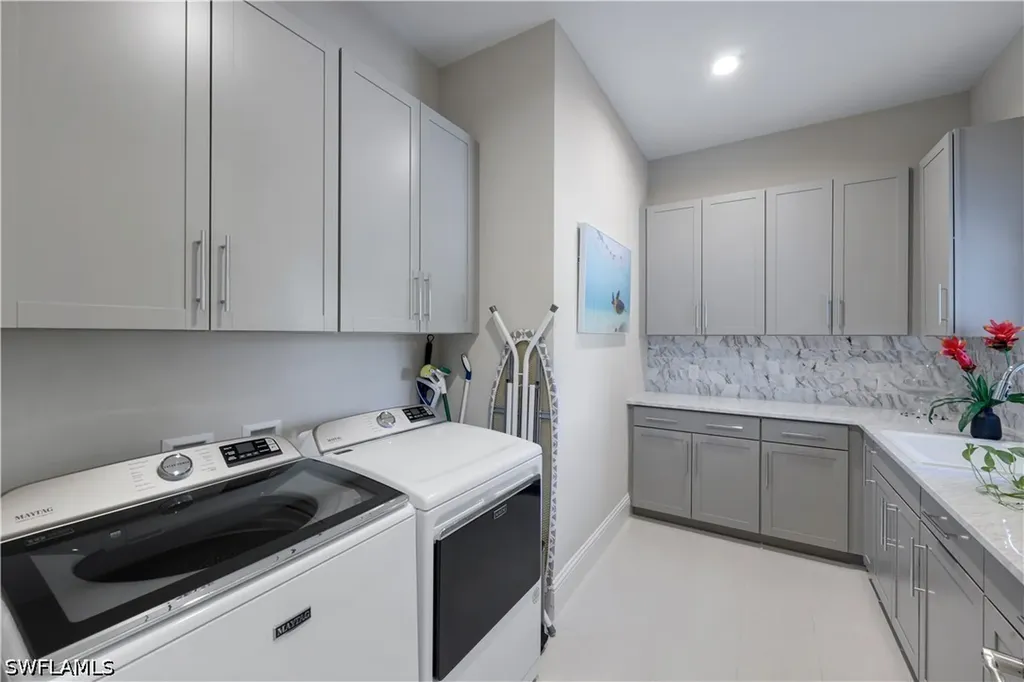 8931 Nevis Way Naples FL 34112