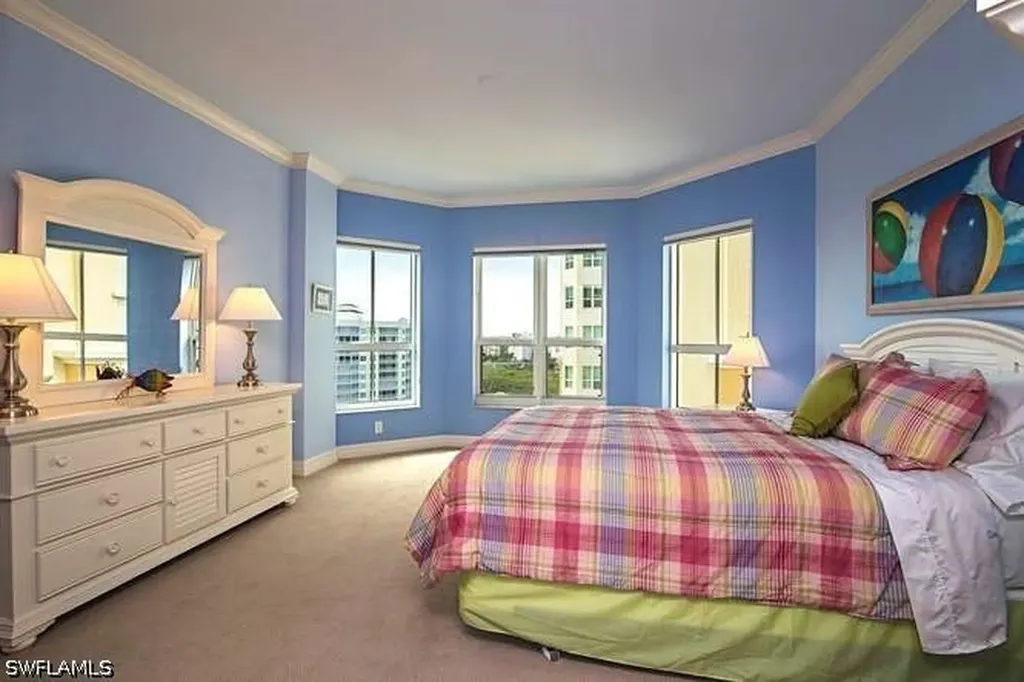 295 Grande Way Naples FL 34110