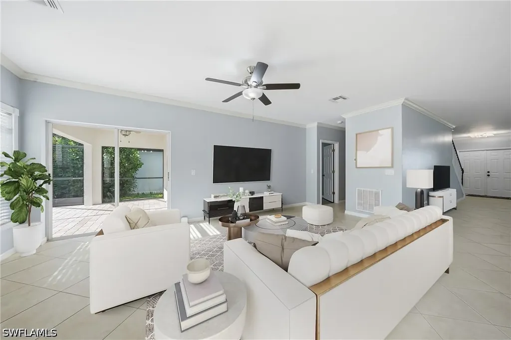 15078 Topsail Court Naples FL 34119