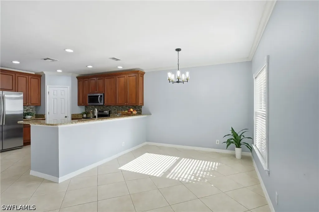 15078 Topsail Court Naples FL 34119