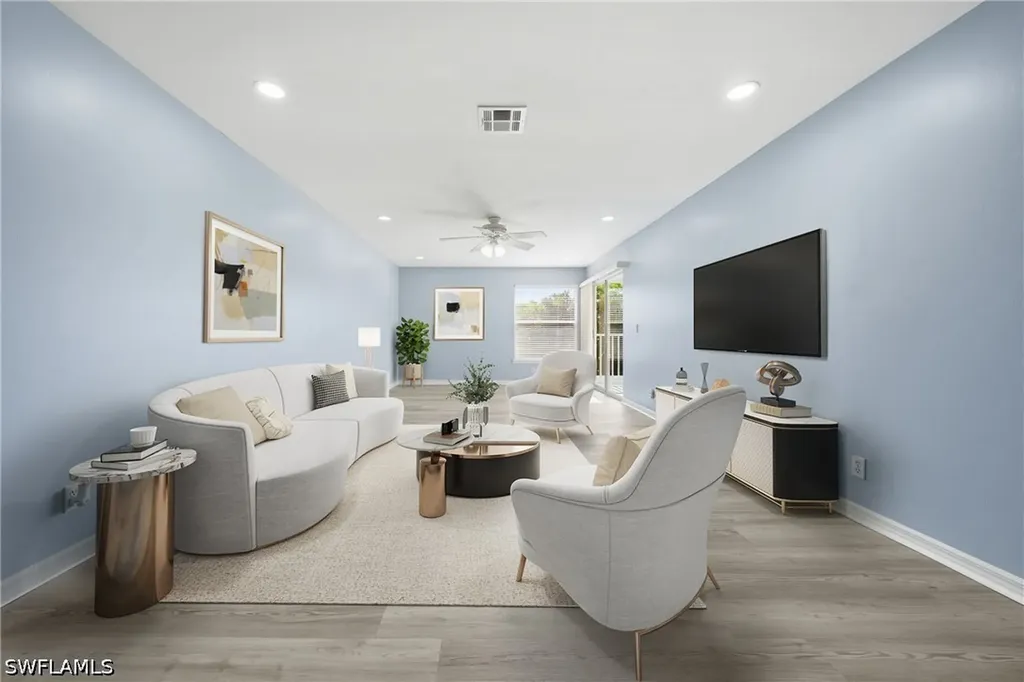 15078 Topsail Court Naples FL 34119