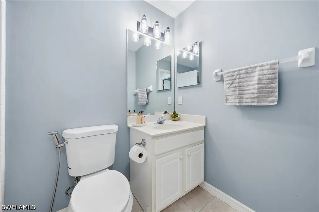 15078 Topsail Court Naples FL 34119