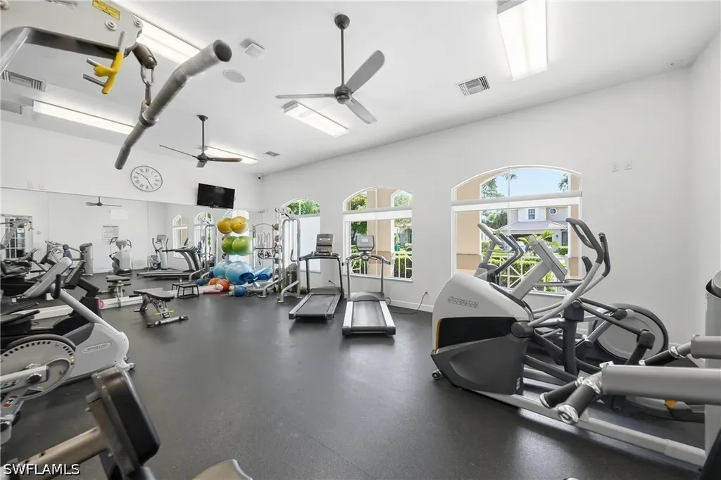 15078 Topsail Court Naples FL 34119