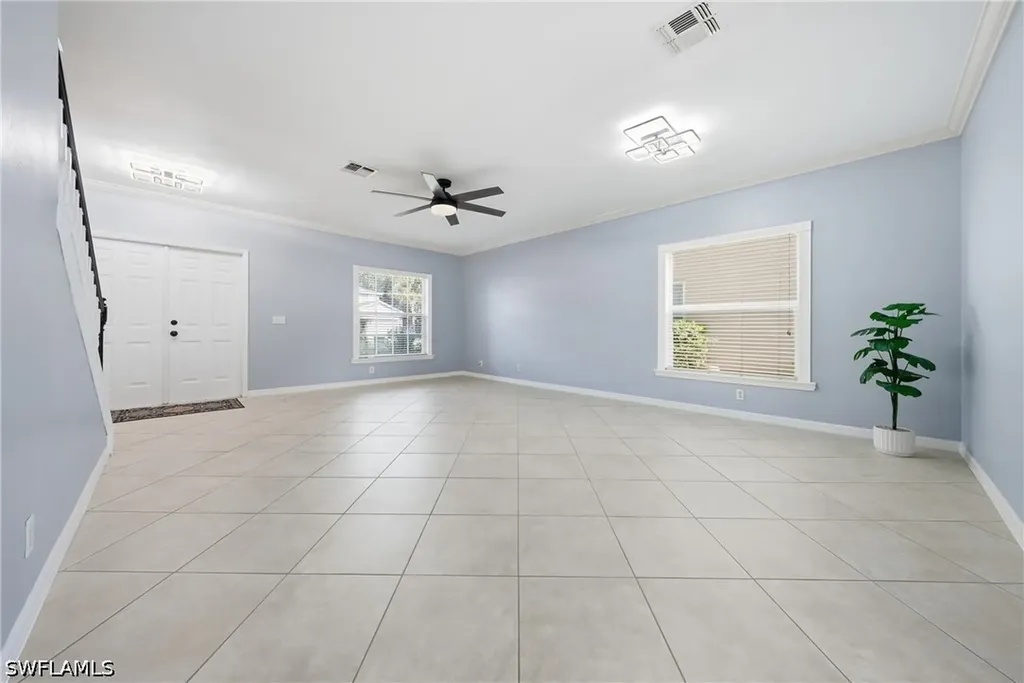 15078 Topsail Court Naples FL 34119