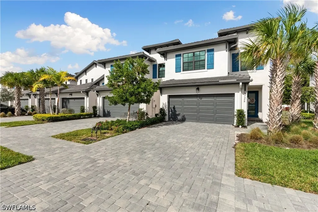 7578 Rockefeller Drive Naples FL 34119