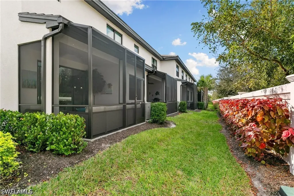7578 Rockefeller Drive Naples FL 34119