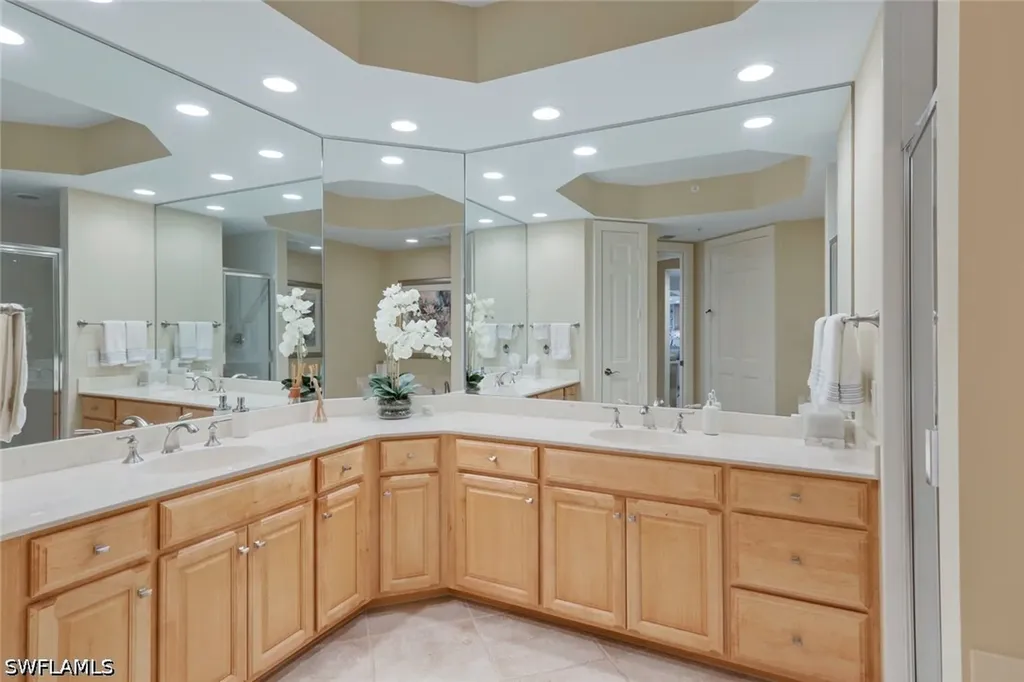295 Grande Way Naples FL 34110