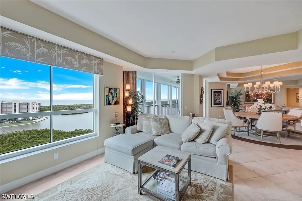 295 Grande Way Naples FL 34110
