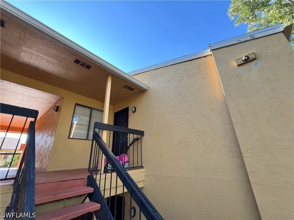 2875 Winkler Avenue Fort Myers FL 33916