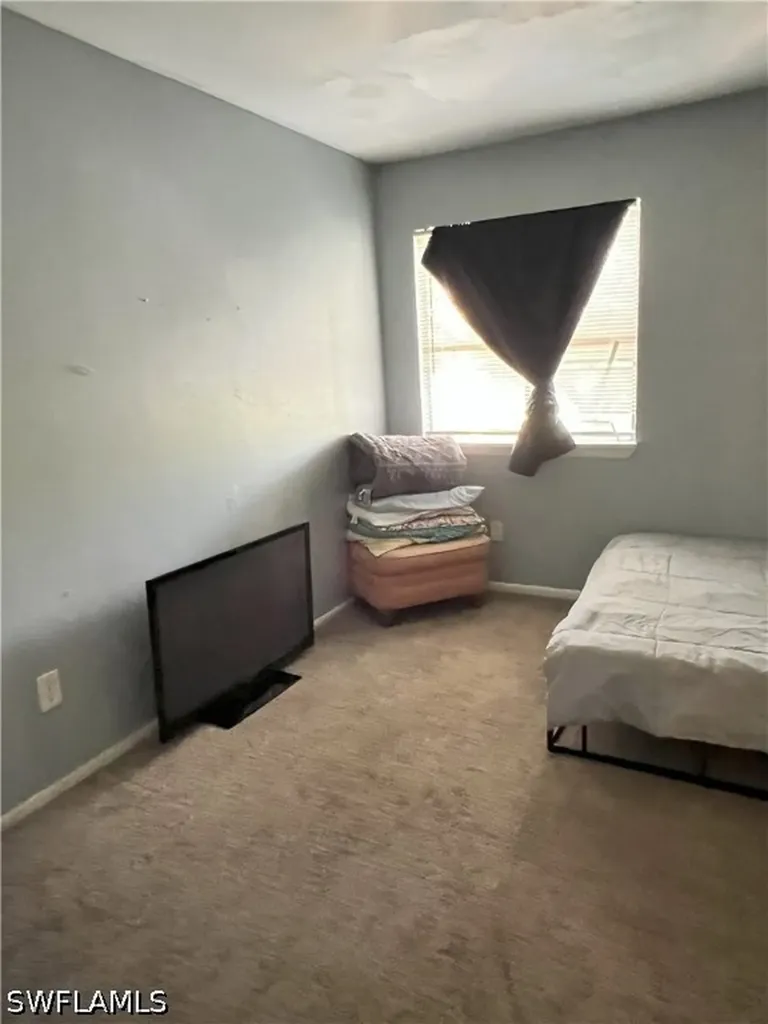 2875 Winkler Avenue Fort Myers FL 33916